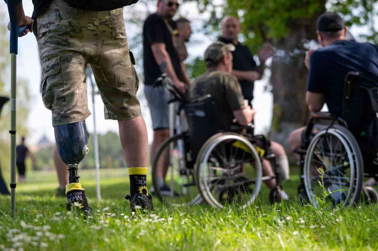 Ukraine plans 100,000 jobs for veterans