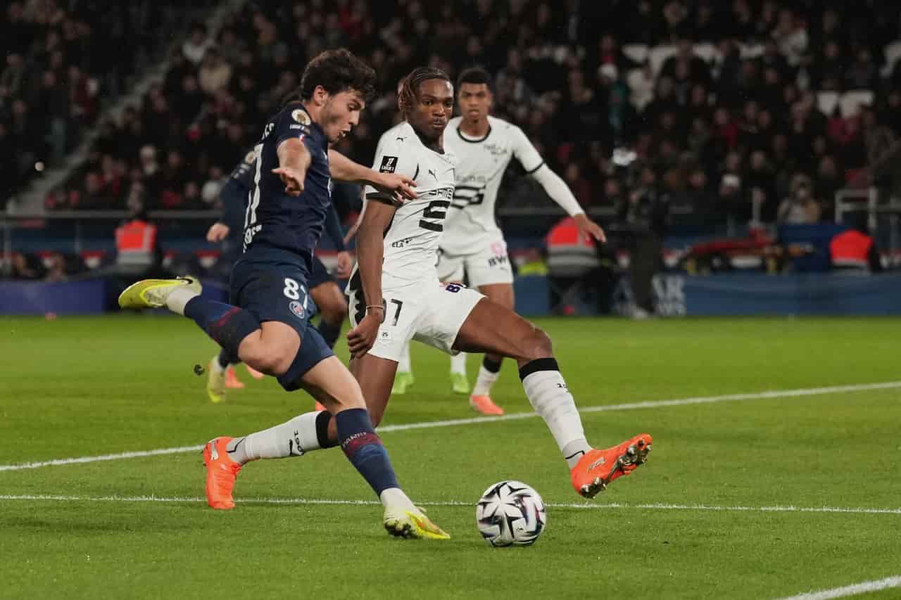 Liverpool signs France U21 defender Jeremy Jacquet from Rennes