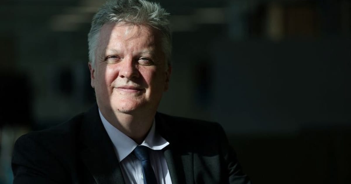 Bank of England chief economist doubts market rate hike expectations