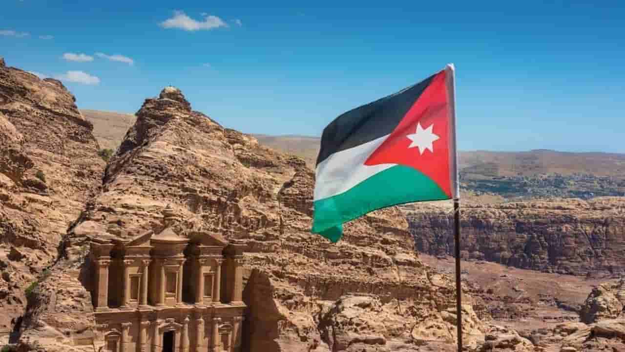 Jordan downs four Iranian missiles