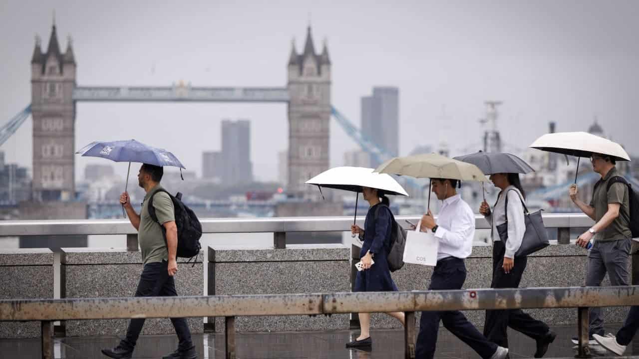Foreigners rush to secure UK residency before new rules