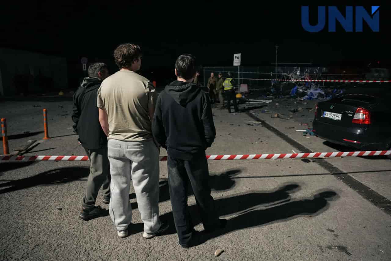 Russian drones kill two in Kyiv market, officials say