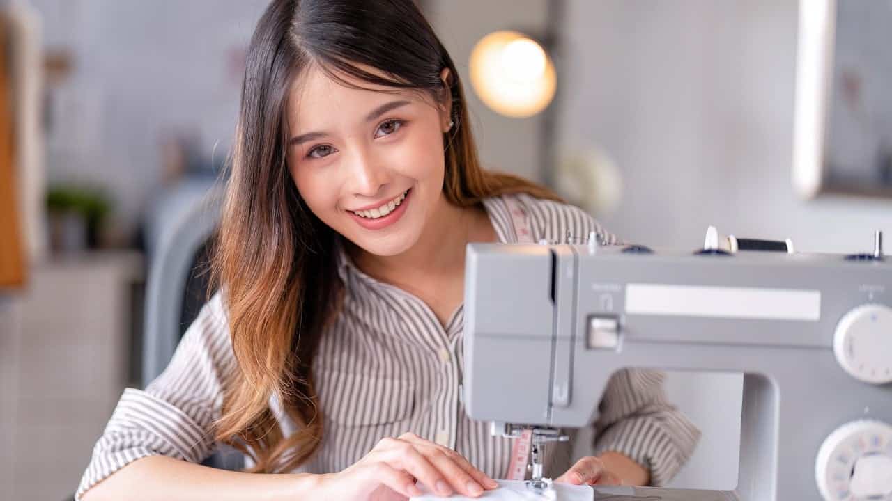 Young Chinese women sew own clothes amid fast fashion frustration