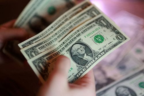 Yen heads for biggest weekly drop since May despite Tokyo's support pledges