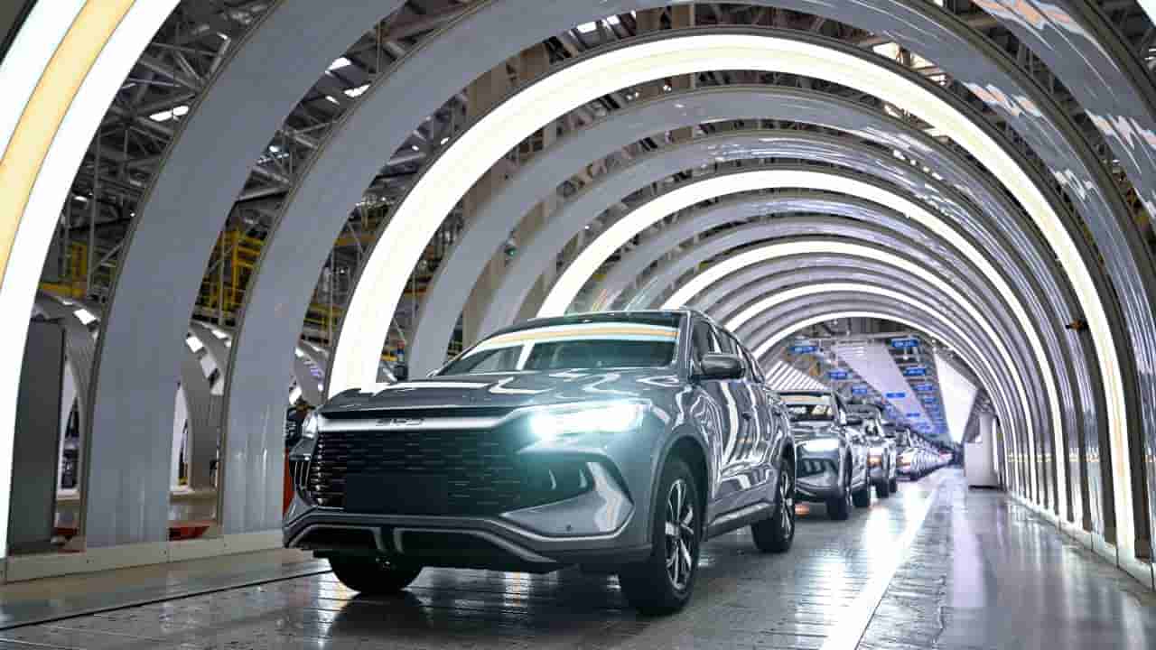 China's EVs Get Smarter With AI-Powered Features