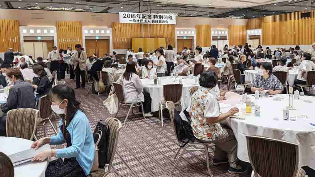 Japanese parents increasingly involved in children's marriage, job, housing searches