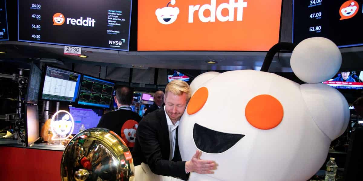 Reddit Joins S&P 500 Amid AI Data Licensing Boom