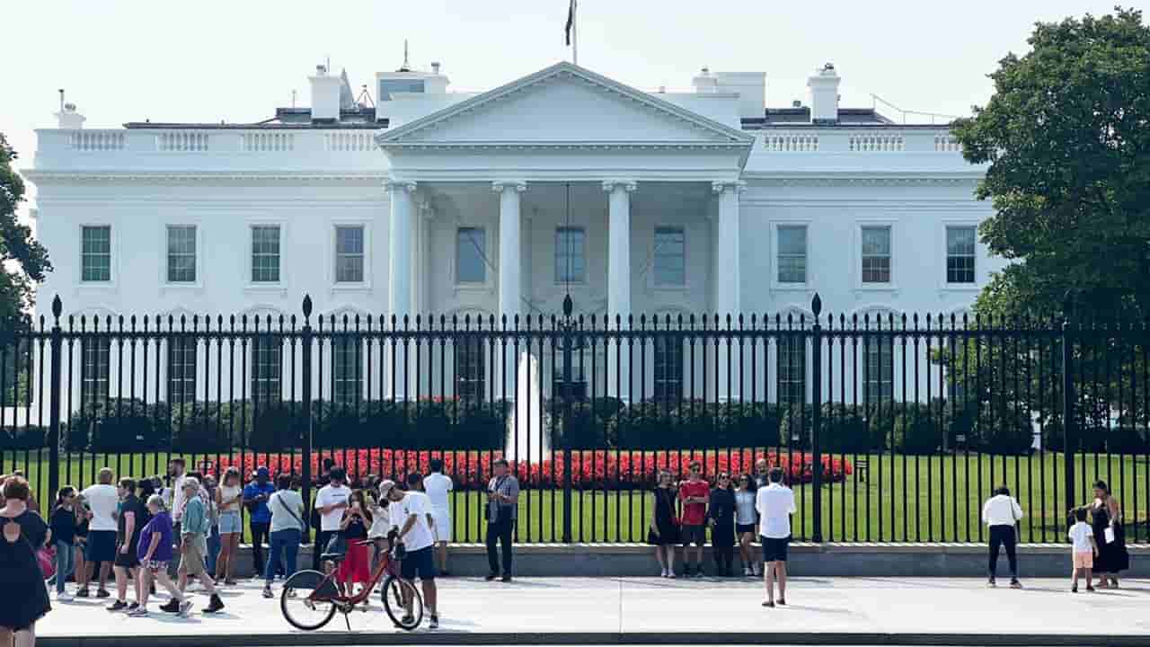 White House still evaluating structure for Bitcoin reserve
