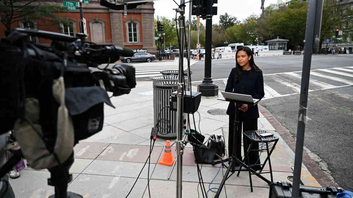 Democrat demands White House answers on Trump media ban