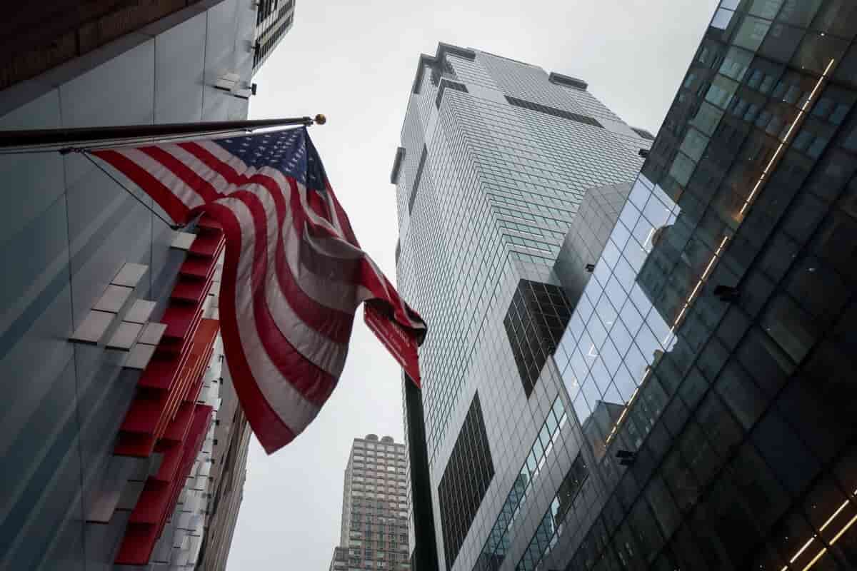 Wall Street Banks Trade Parts of $35 Billion AI Chip Financing Deal