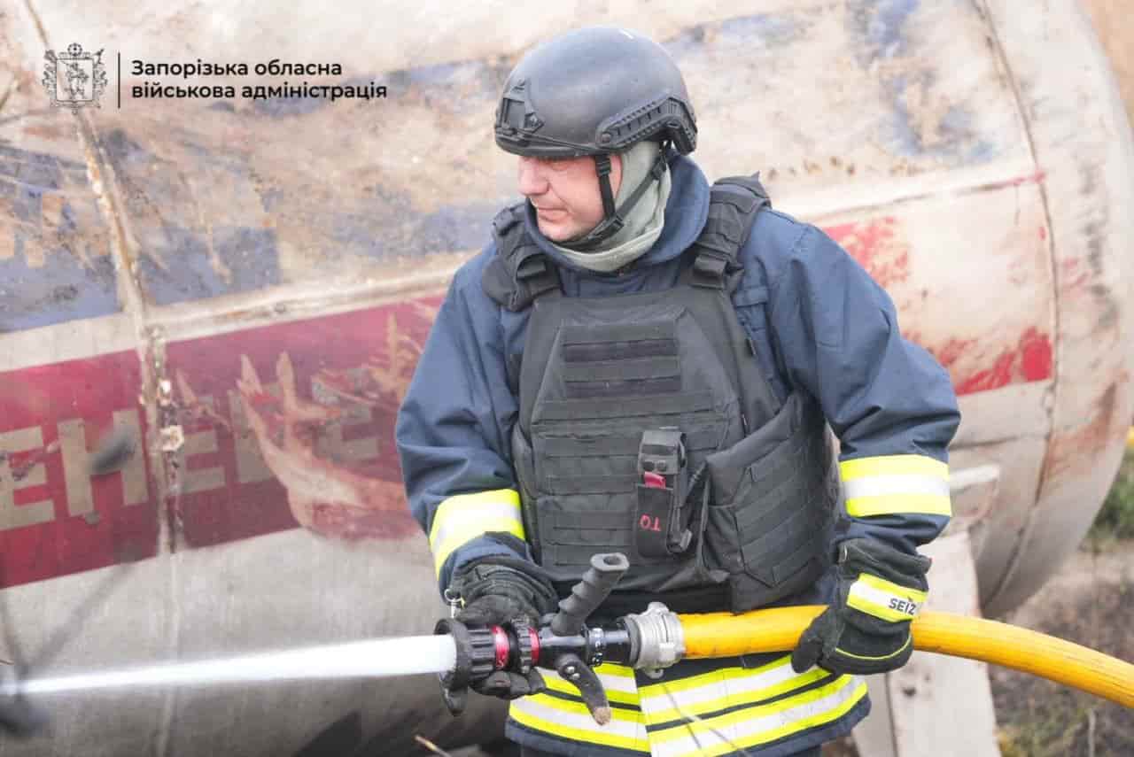 Russian attacks kill 6, injure 70 across Ukraine, hit gas facilities
