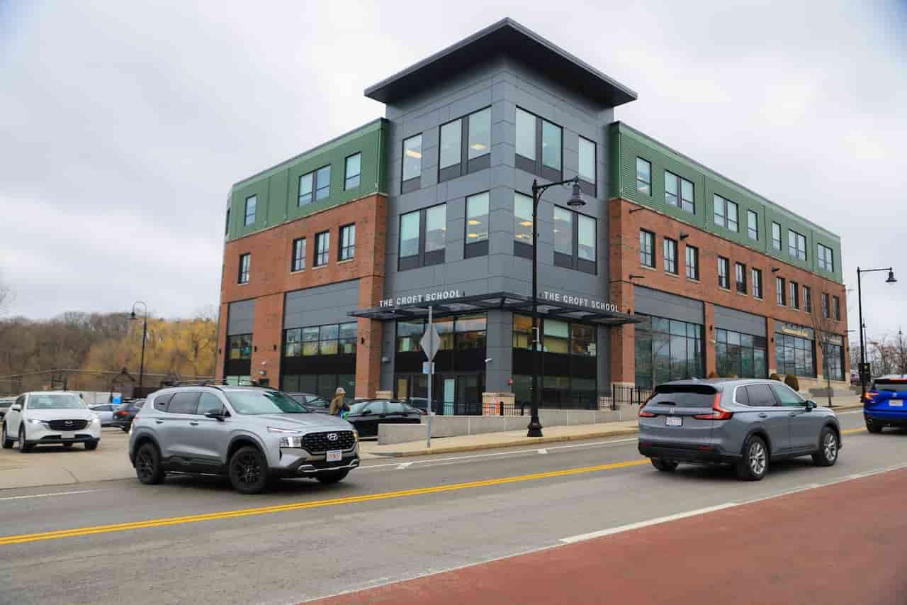 Montessori school network collapses with $440 million in losses