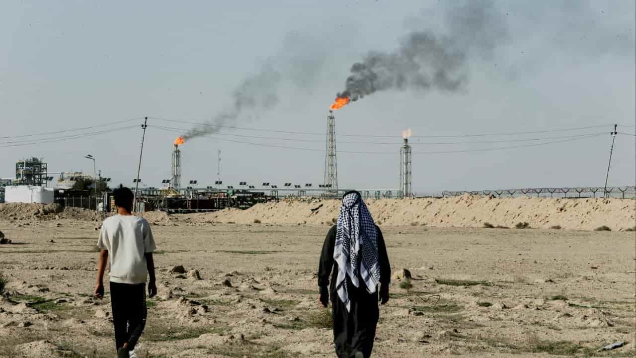 Asian Refiners Redirect Middle East Crude to U.S. as Hormuz Flows Recover