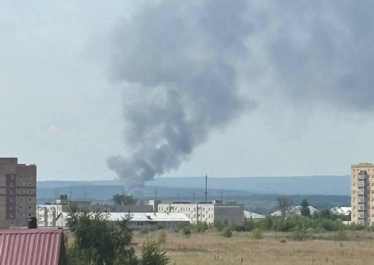 Pro-Ukraine partisans claim sabotage of Russian communications tower ahead of refinery strike