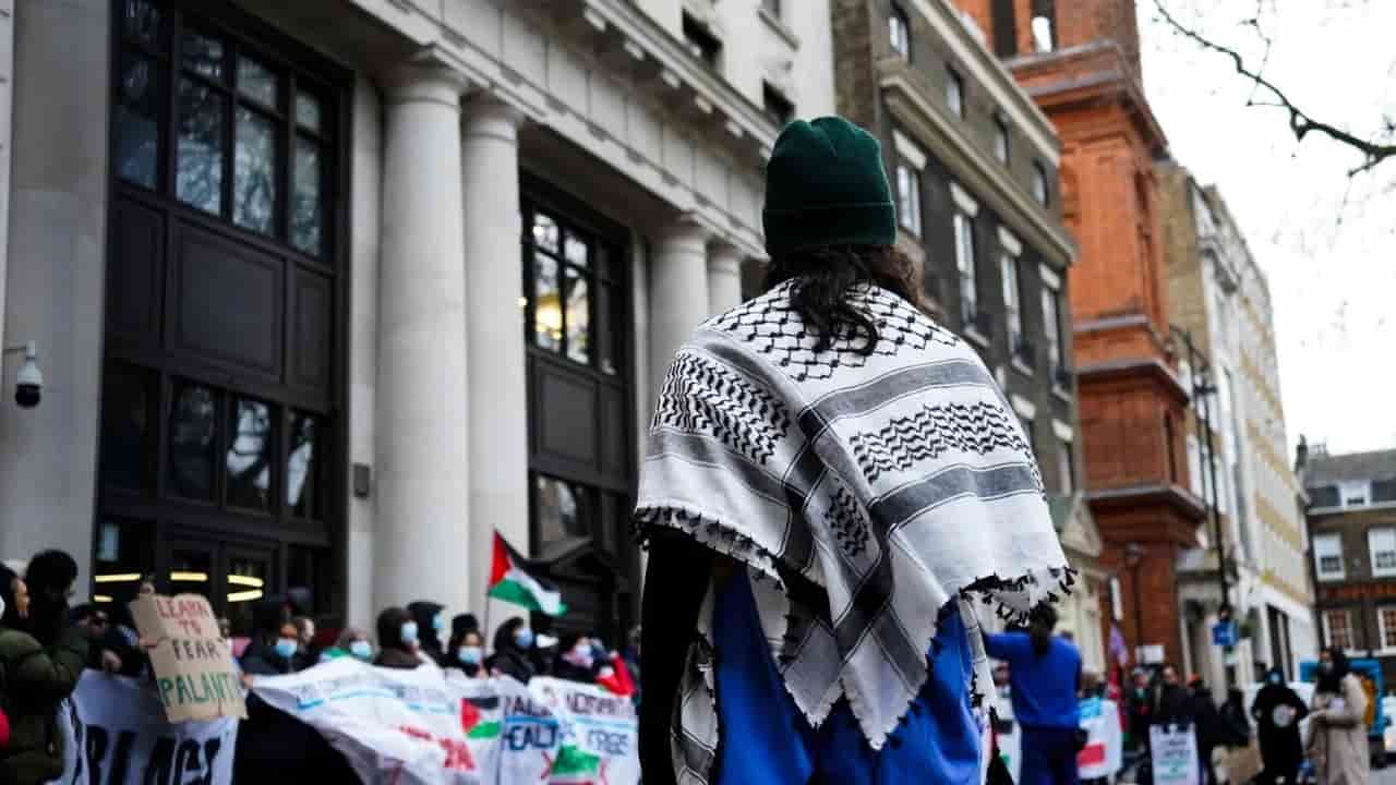 UK doctors reject IHRA definition, back staff free speech on Palestine