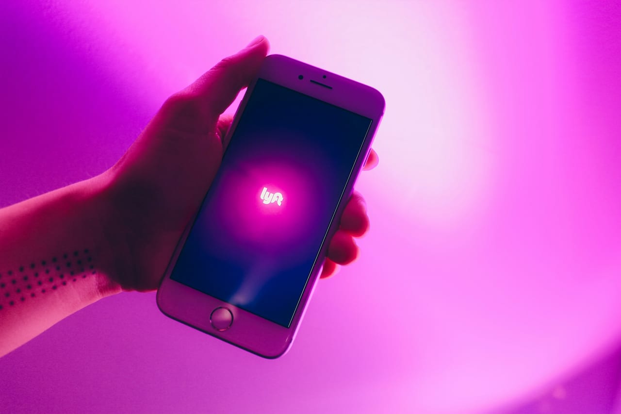 Lyft misses profit targets amid increased promotional spending