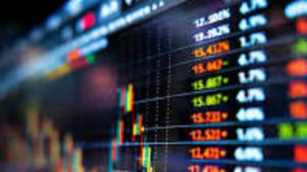 Wall Street dips as spiking crude prices revive fears of inflation, rate hike