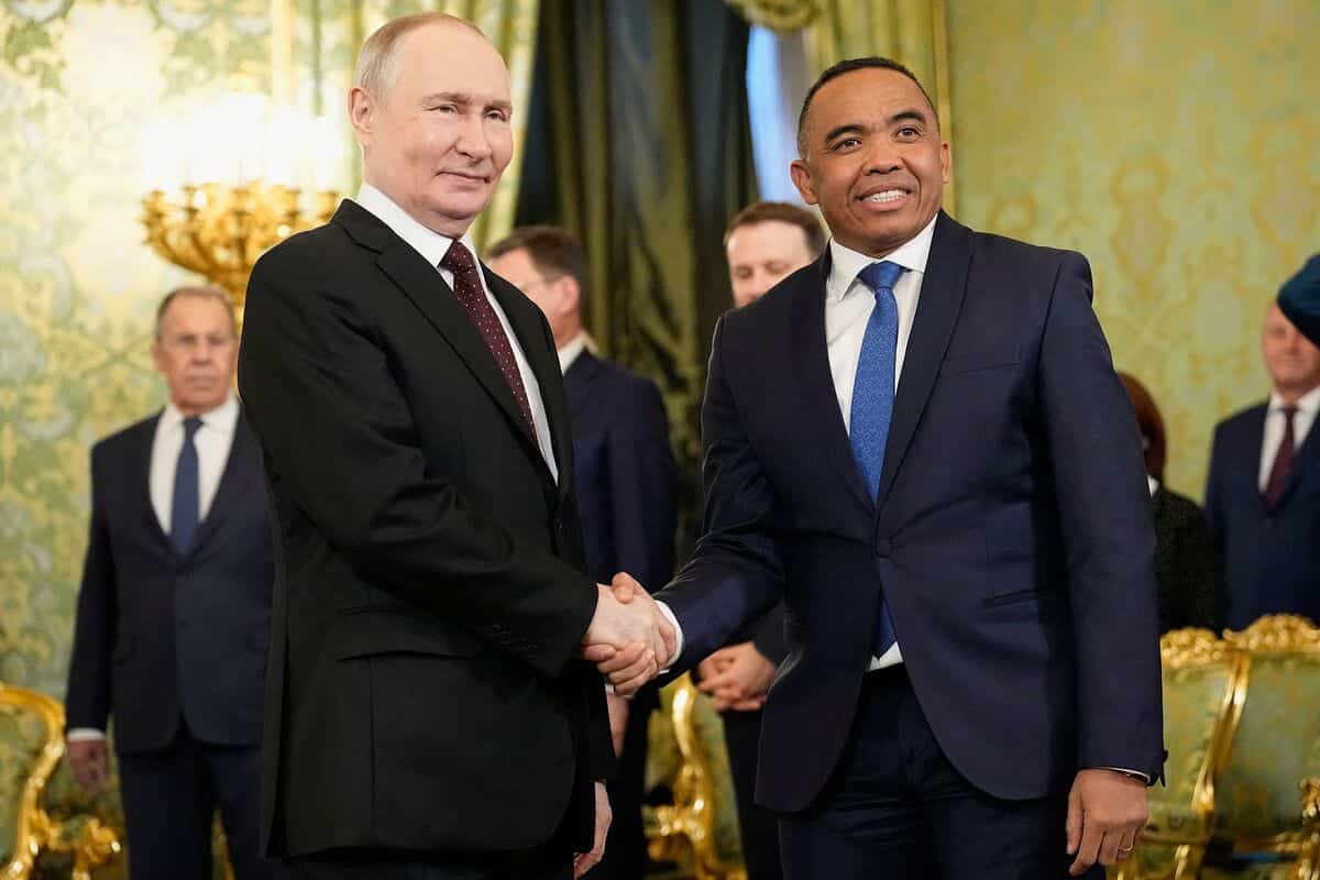Madagascar Fuel Plan Risks Trade in Sanctioned Russian Oil, Firms Warn