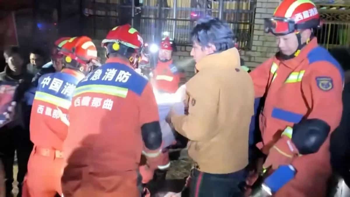 Powerful earthquake hits Tibet killing 16 people