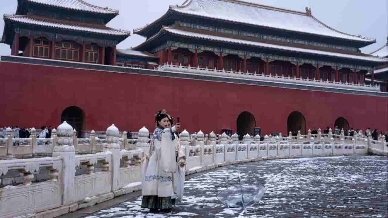 Chinese media claims US historians' work aids separatists