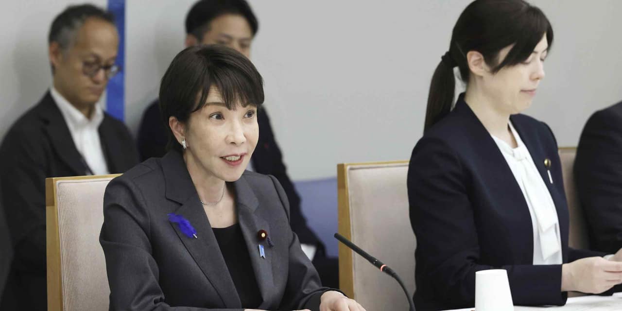 Japan to boost research grants, aiming for 20,000 PhDs annually