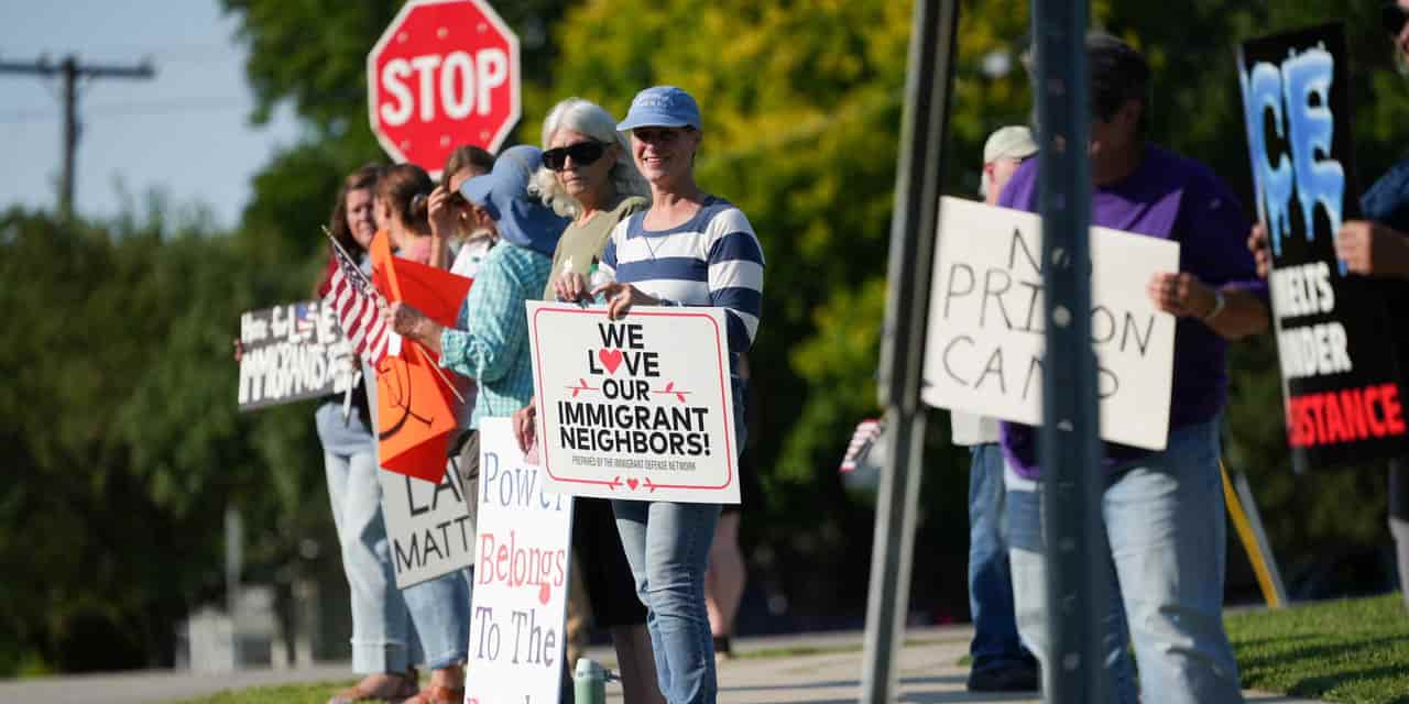 US judge strikes down Trump-era immigrant visa ban