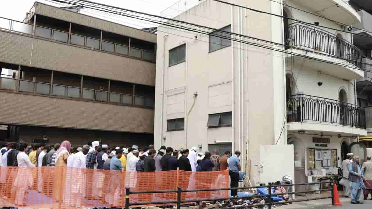 Japanese city ends 30-year Muslim prayer custom, straining multiculturalism