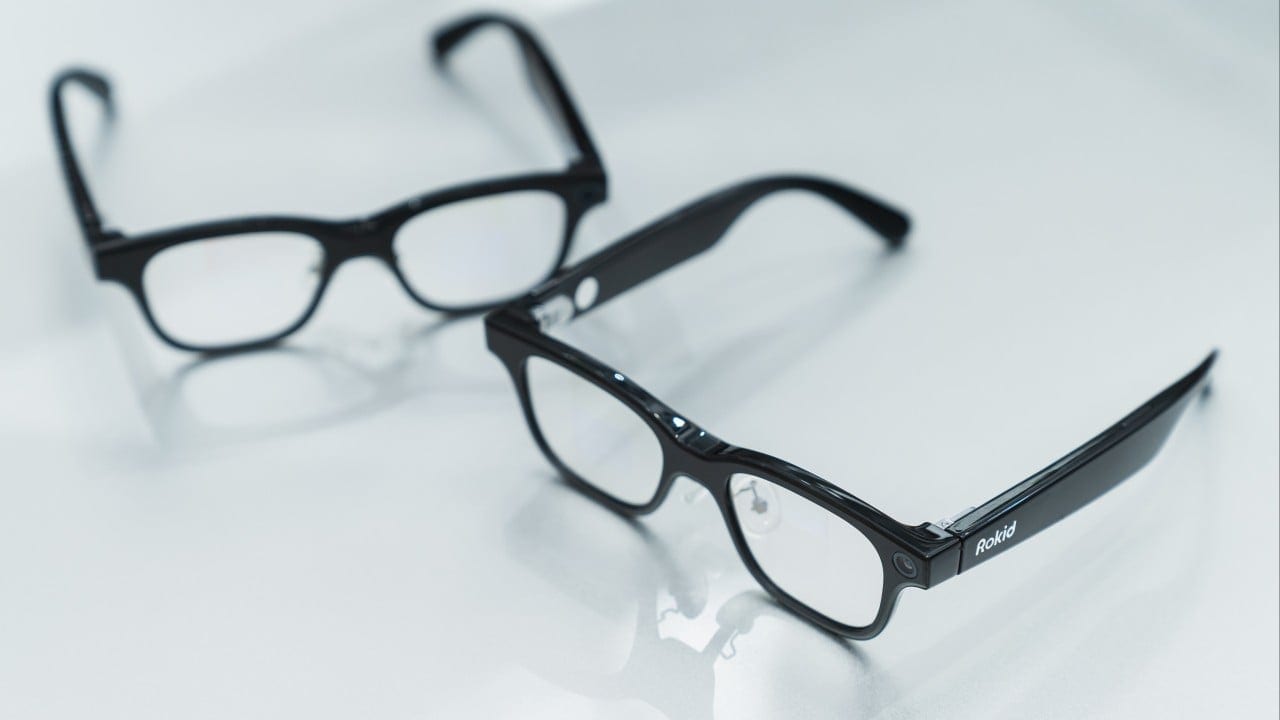 Rokid opens unmanned AI glasses flagship store in Hong Kong
