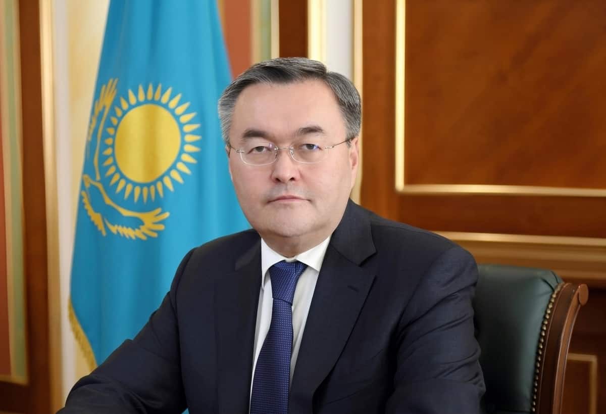 Kazakhstan seeks to deepen economic ties with S. Korea beyond autos into high-tech, key minerals
