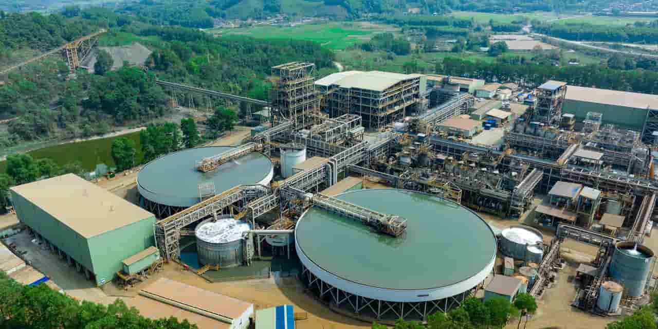 US tungsten supplier Elmet buys 4.99% stake in Vietnam's Masan for $125 million