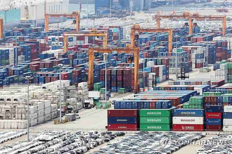 South Korea's May current account surplus hits record high