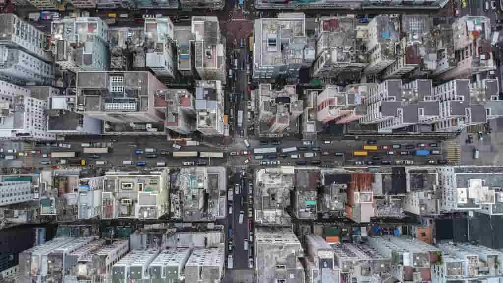 Hong Kong Analysts: Plot Incentive to Revitalize Districts