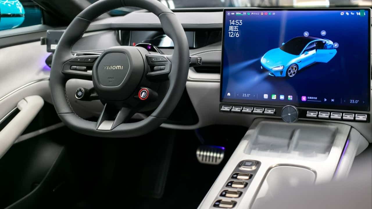 China tells carmakers to prioritize quality over tech