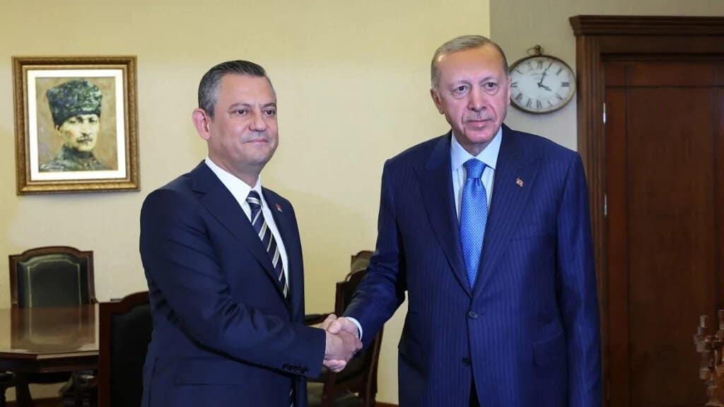 Turkey's Opposition Leader Launches New Party Amidst Internal Strife
