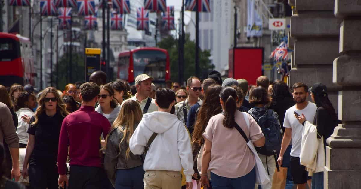 UK economy grew 0.1% in August, defying expectations
