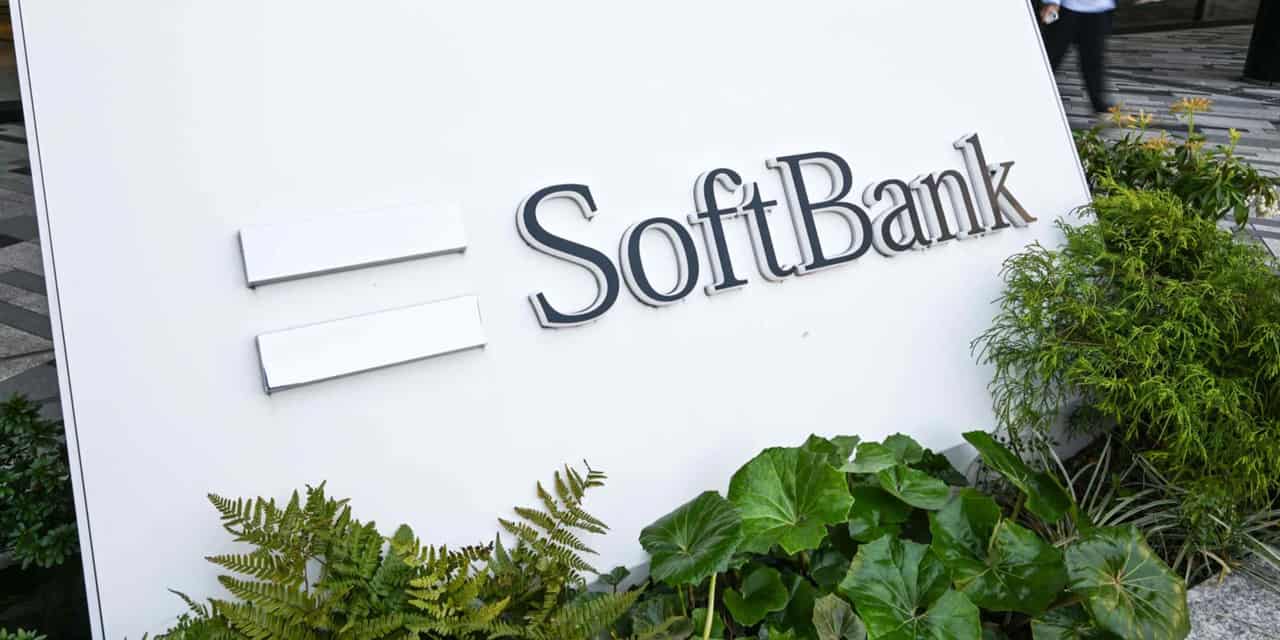 SoftBank attracts young shareholders with stock splits and perks