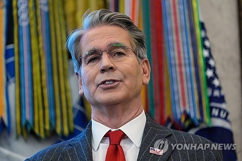 Bessent cites Korean won volatility, stresses stable yen's importance