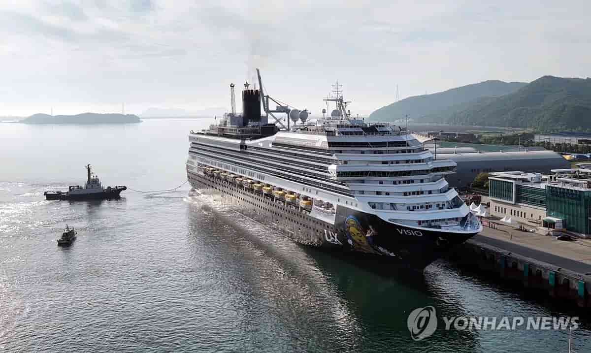 Foreign cruise visitors to S. Korea surpass 200,000 in May
