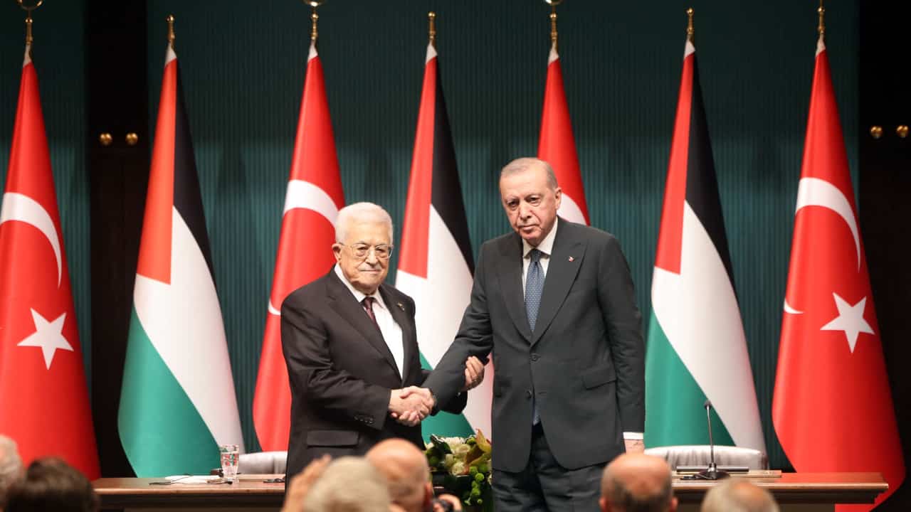 Erdogan urges Trump to continue Iran talks, offers Turkey's support