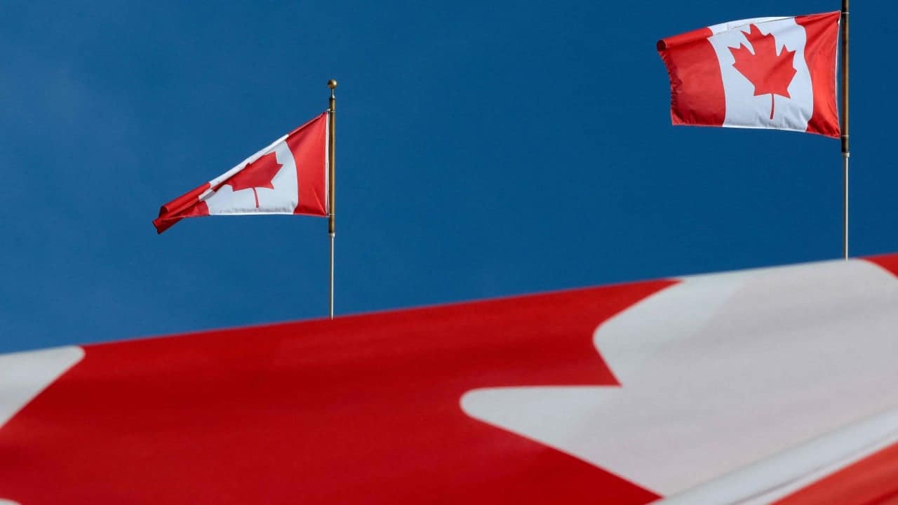 Canada Closes Hong Kong Migration Pathway; Some Seek US, UK Options