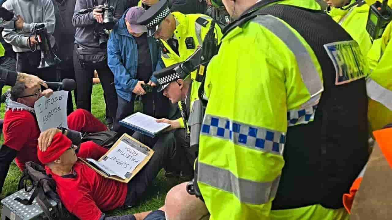Protesters risk arrest at Labour conference over Palestine Action ban