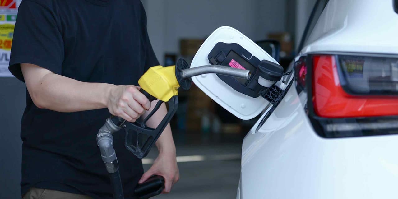 Gas vehicles fall under 50% of global new-auto sales for first time