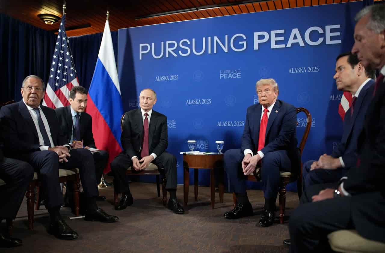 Putin may seek to give Trump diplomatic win before US midterms, Zelensky says