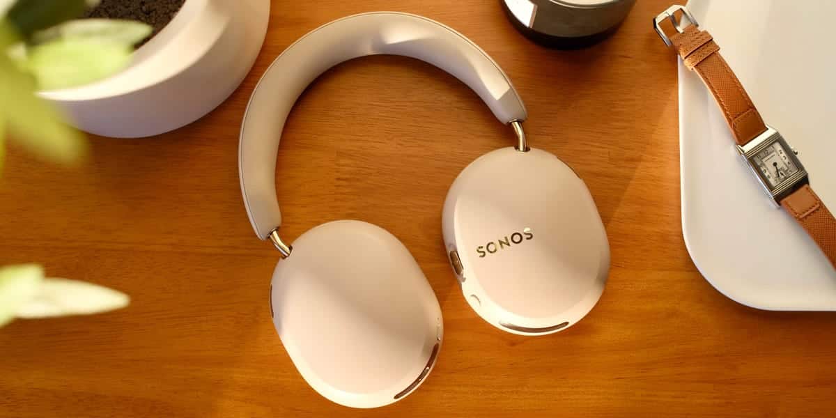 Sonos Ace Ultra headphones impress with noise cancellation on long-haul flights