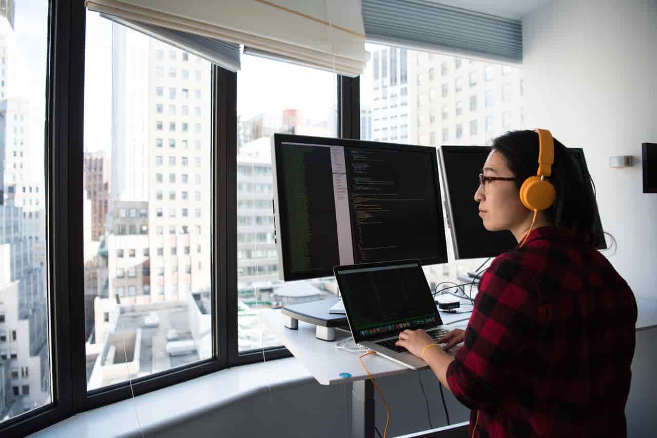 Women leaving tech industry at twice the rate of men, study finds