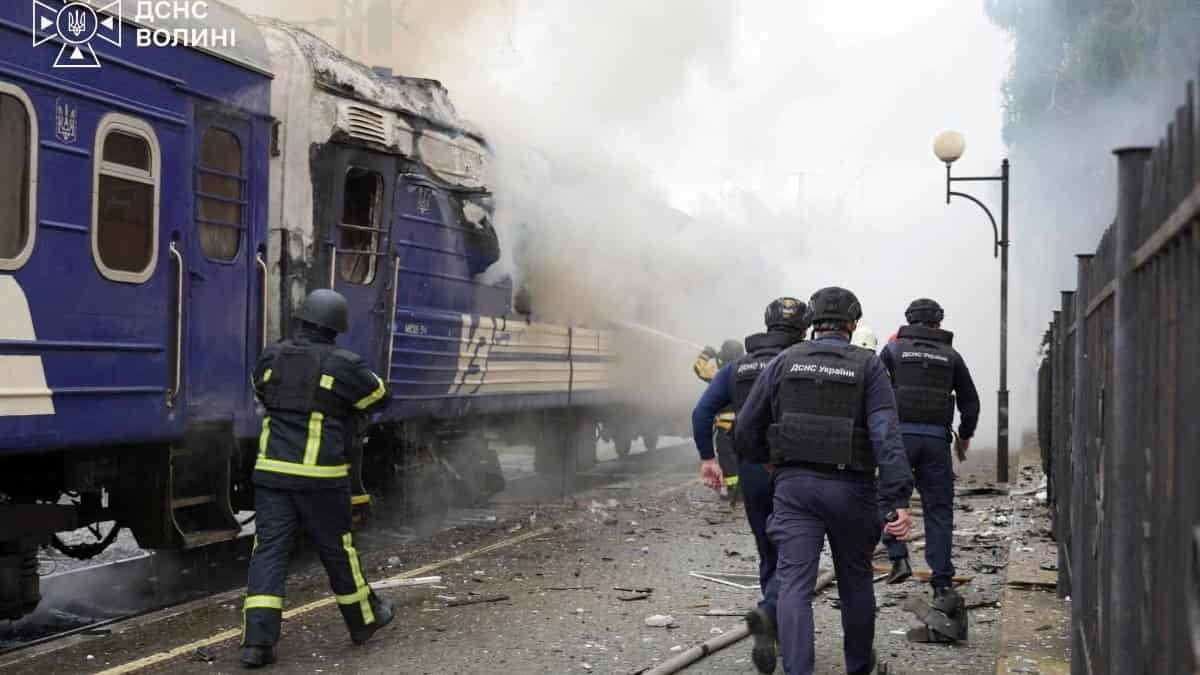 Russian attacks kill at least five across Ukraine