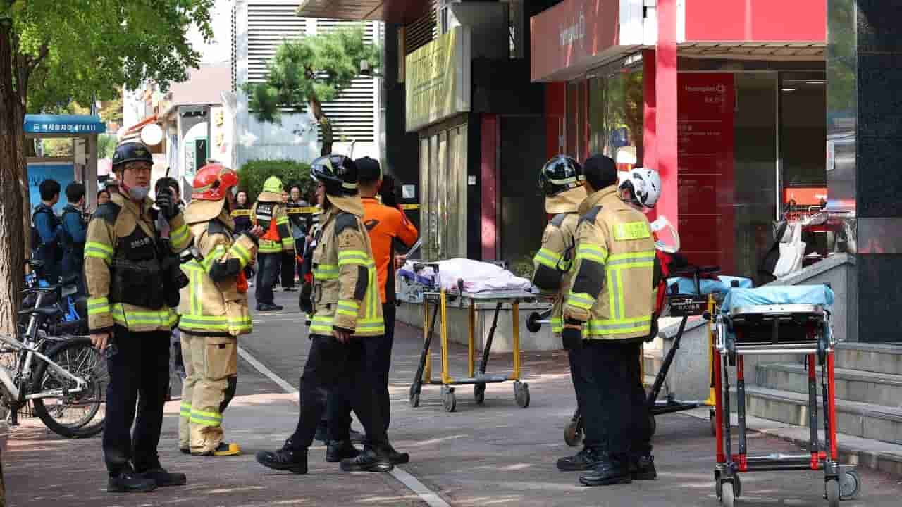 South Korea shopping center stabbing leaves 8 injured