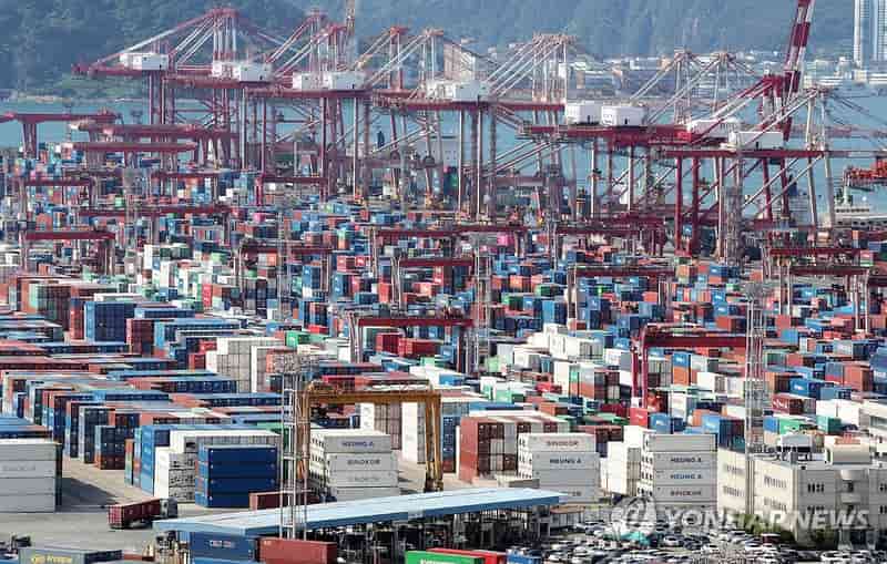 South Korea's Import Prices Fall for Second Month on Stronger Won, Lower Oil