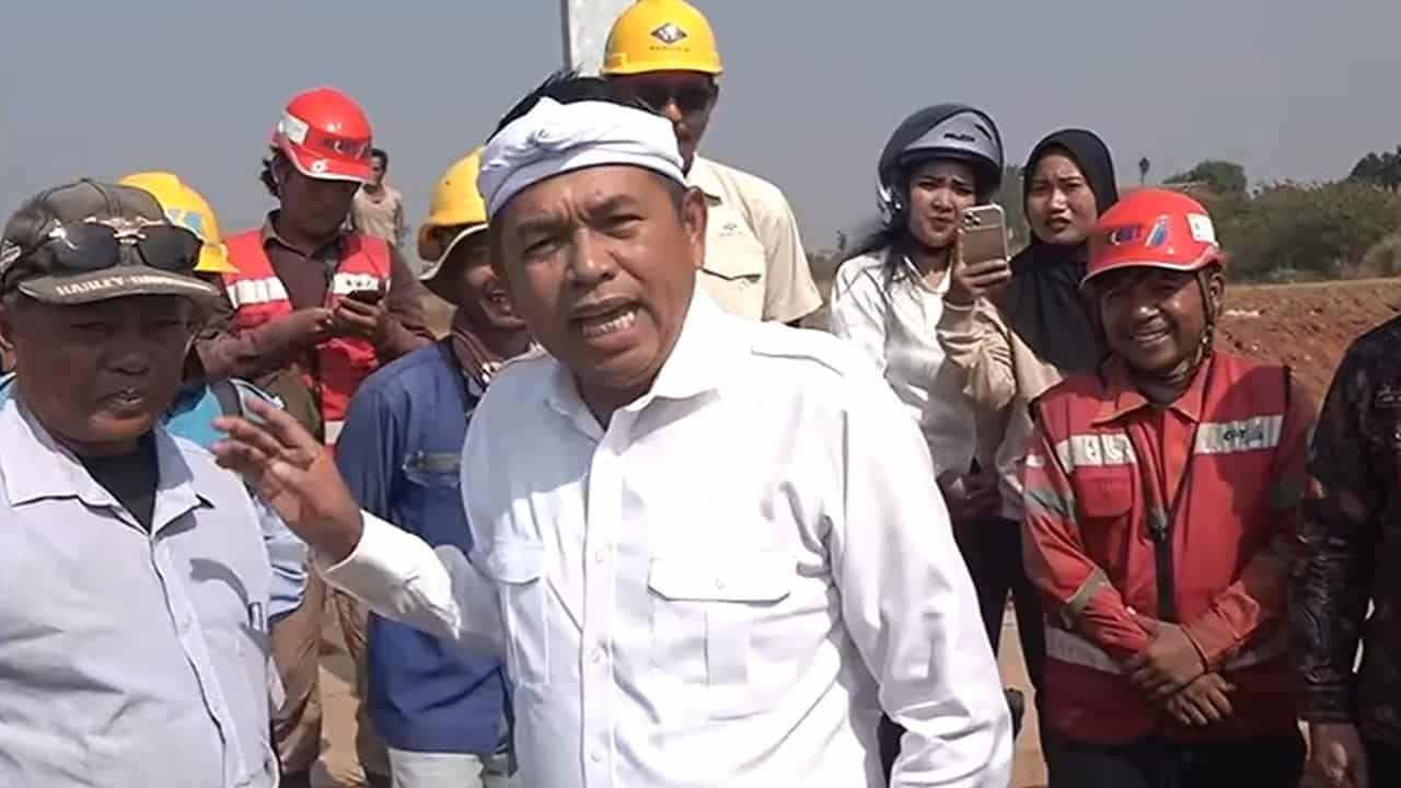 Indonesia's next presidential election not due until 2029, but fight may have started early