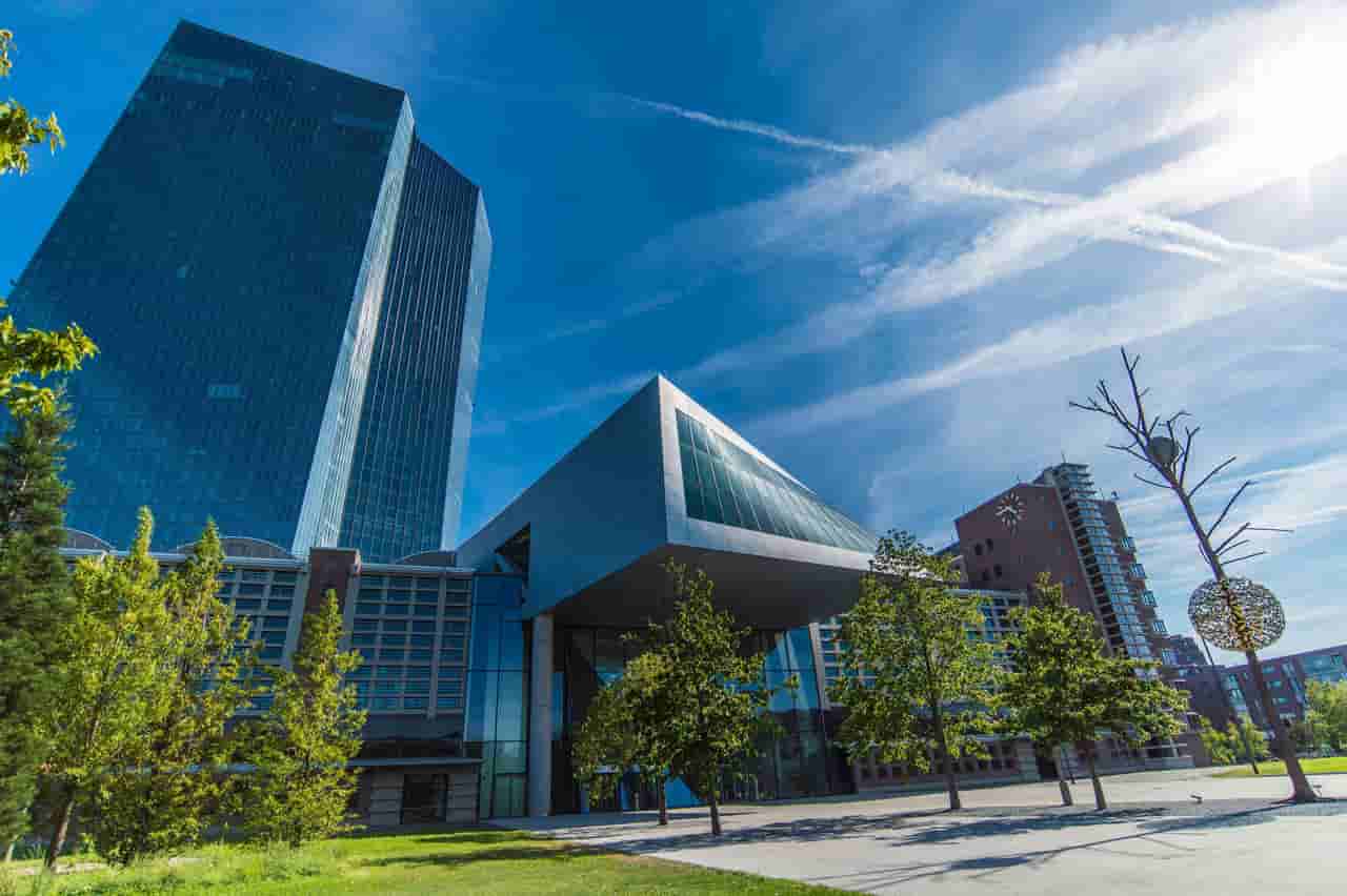 ECB selects 36 payment providers for digital euro pilot testing